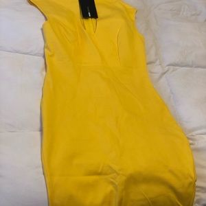 Brand New Fashionnova Gabriella Midi Dress. Size Large.